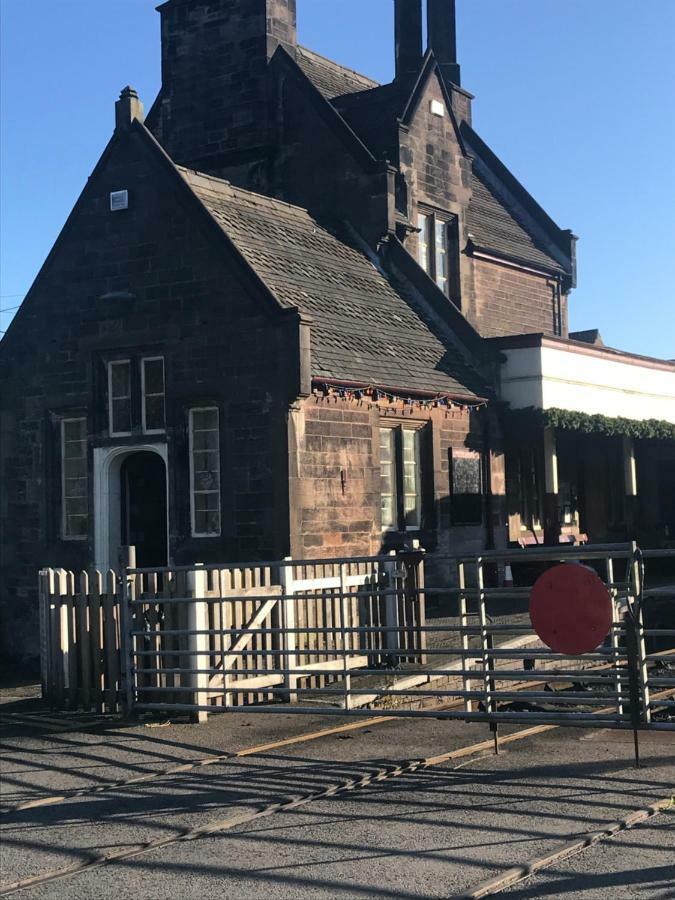 Hot Tub Hide Away Near Alton Towers Staffordshire Hotel Cheddleton Exterior foto
